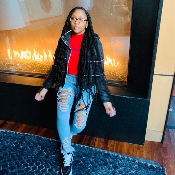 Profile Picture of Jayla Mitchell (@jayla_mitchell1) on Poshmark