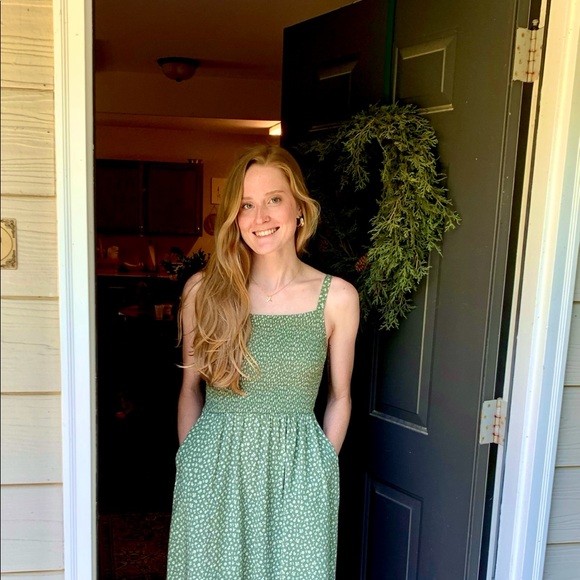 Profile Picture of Jessiec Crumbs (@jessfcrumbs) on Poshmark