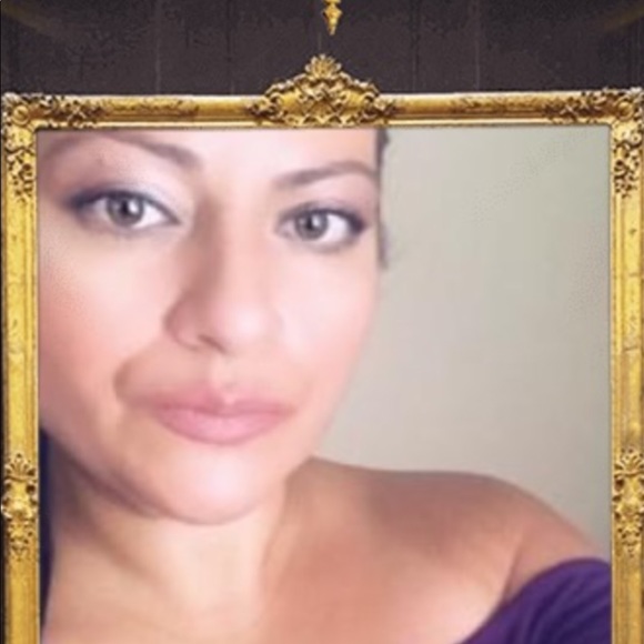 Profile Picture of Iveta Shamailova (@confetka33) on Poshmark