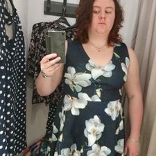 Profile Picture of Beth Stubbs (@bethstubbs26) on Twitter