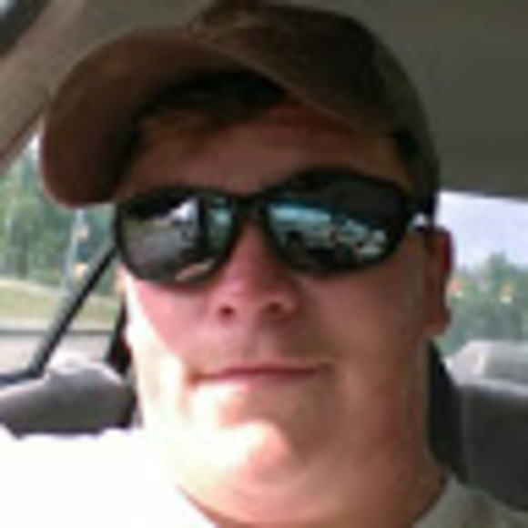 Profile Picture of Larry Nettles (@larrynettles97) on Poshmark
