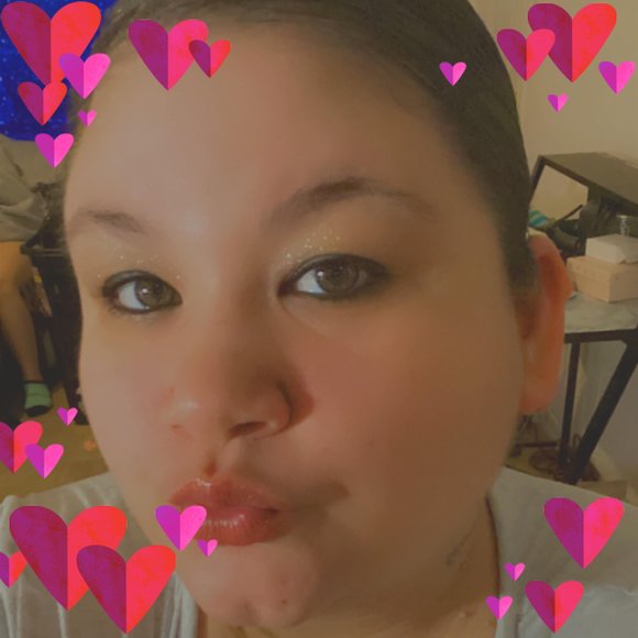 Profile Picture of Kandi Moore (@kmoore4330) on Poshmark