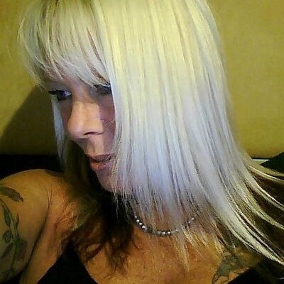 Profile Picture of Janice Peck (@skycladjan) on Twitter