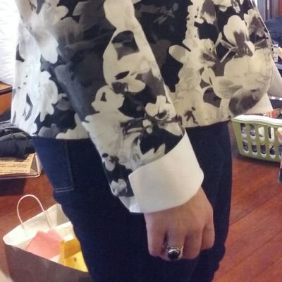 Profile Picture of Andrea M. Truitt (@a_m_truitt) on Twitter