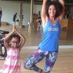 Profile Picture of Lauren Darnell (@yogapoweredplay) on Instagram