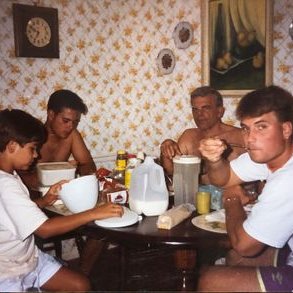 Profile Picture of Damian Mcfadden (@McfaddenDamian) on Twitter