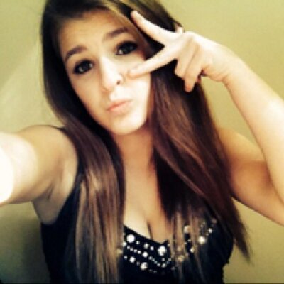 Profile Picture of Tammie Christides (@tammie566) on Twitter