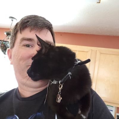 Profile Picture of Geoff Habiger - Professional Imaginer (@TangentGeoff) on Twitter