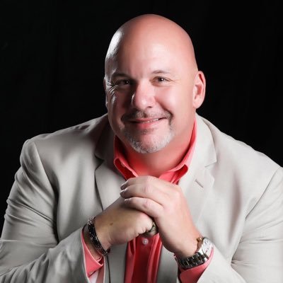 Profile Picture of Brian Scott Meltzer (@poppameltzer) on Twitter