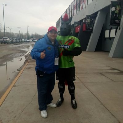 Profile Picture of Alex Ceniceros (@ceva2533) on Twitter