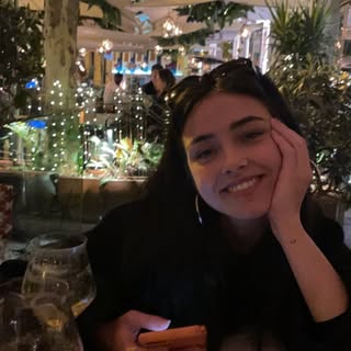 Profile Picture of B (@bertaezcurra) on Instagram