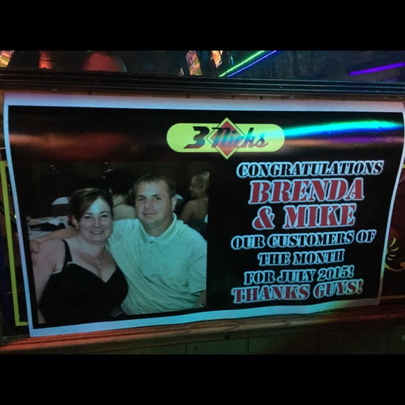 Brenda Lapeer - Poshmark Profile Picture of Brenda Lapeer (@brendalapeer) on Poshmark