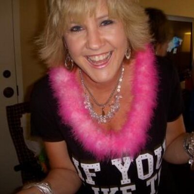 Profile Picture of Lora Mavers Johnson (@ohfunone) on Twitter