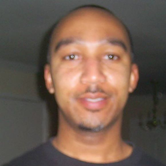 Ralph Brown - Poshmark Profile Picture of Ralph Brown (@ralphbrown22) on Poshmark