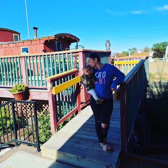 Profile Picture of Ariel Collier (@little_murmaide) on Poshmark