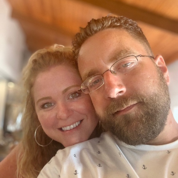 Profile Picture of Stacey Pappas (@spappas137) on Poshmark