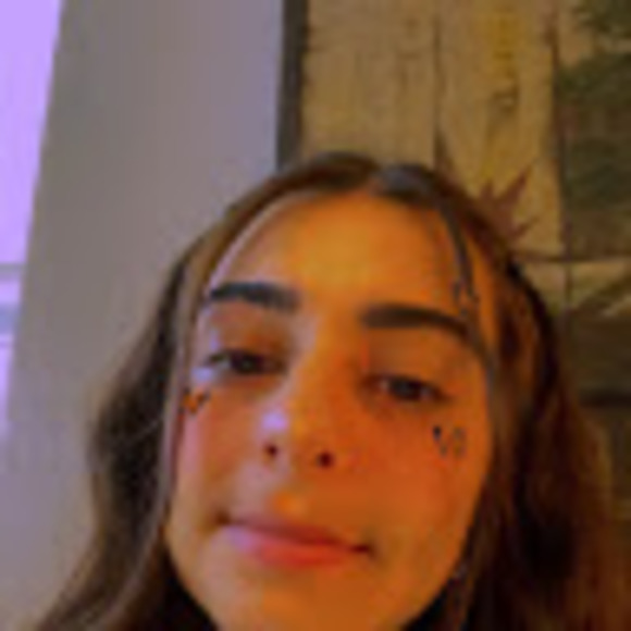 Profile Picture of Tara Farzin (@tarafarzin09) on Poshmark