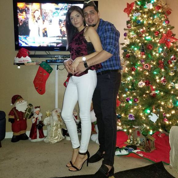 Profile Picture of Carlos Urgiles (@sergio_carlos06) on Poshmark