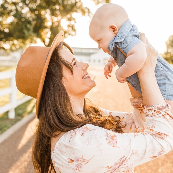 Profile Picture of Joie Harber (@mamajoie) on Poshmark