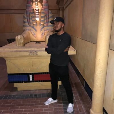 Profile Picture of Leo Moreno𓅓 (@BruhhhItsLeo) on Twitter