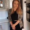 Profile Picture of   holly.barnes_... (@holly.barnes_) on Tiktok