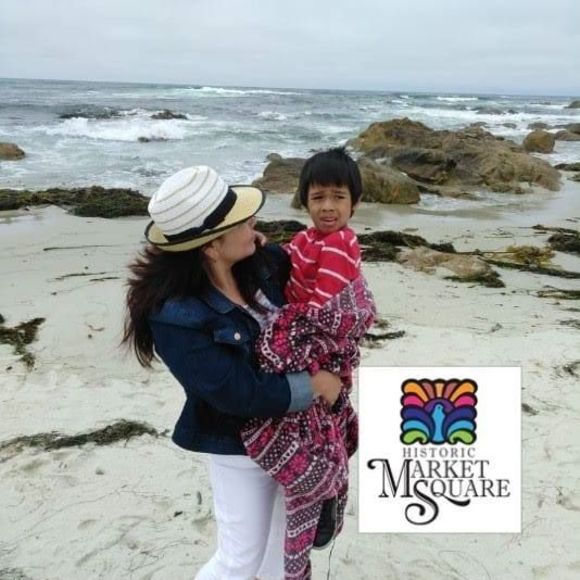 Profile Picture of Mari Silva (@cmari1981) on Poshmark