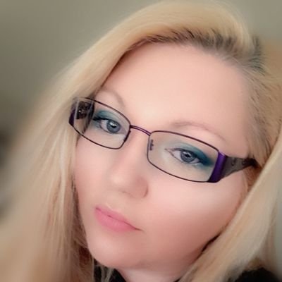 Profile Picture of Stacey Hill (@staceyh454) on Twitter