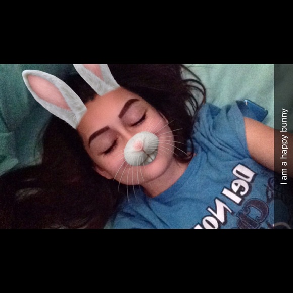 Profile Picture of Mary Cleland (@mar_b3ar_) on Poshmark