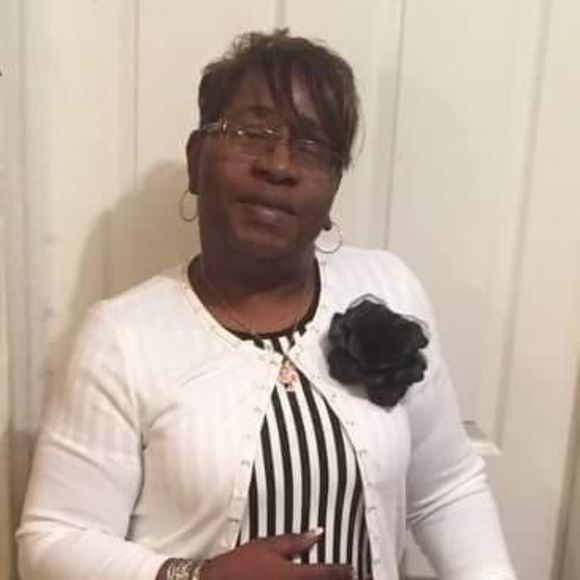 Profile Picture of Janet Rivers (@barbara712) on Poshmark