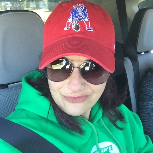 Profile Picture of Cat Rorick (@caterina228) on Poshmark