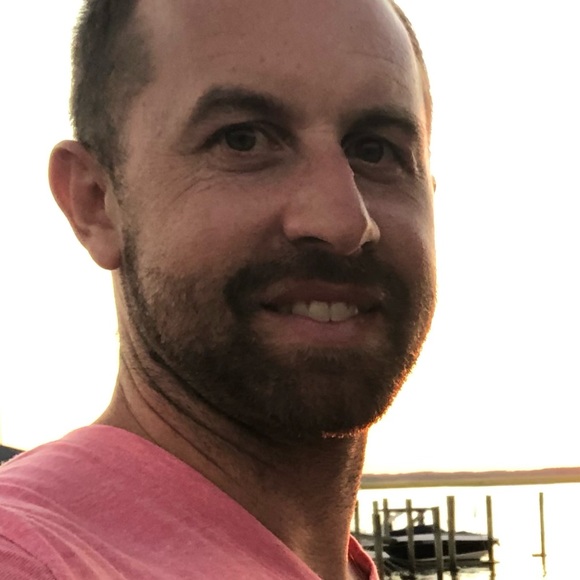 Profile Picture of Nick Billiris (@nickbilliris) on Poshmark