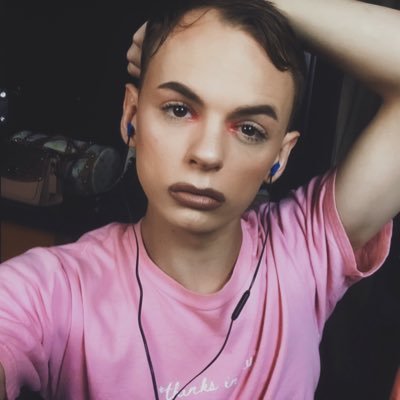 Profile Picture of Jacob  🌚 (@jakoblinaa) on Twitter