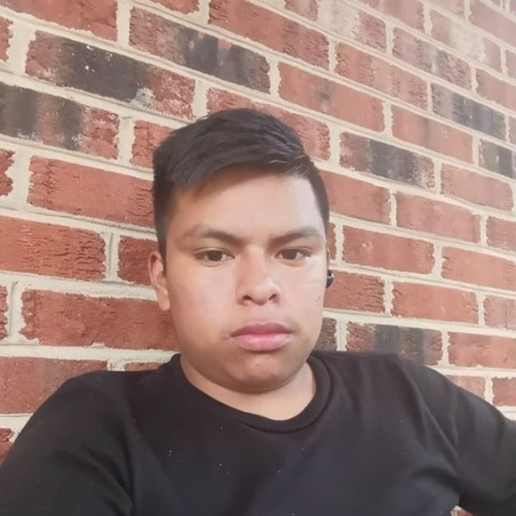Profile Picture of Ancel Cocon chuluc (@ancelc) on Poshmark