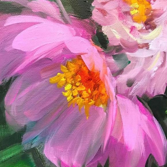 Profile Picture of Iris martinez Jones (@cusin444) on Poshmark