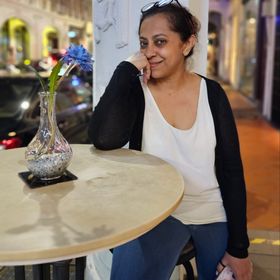 Profile Picture of Mona Daryanani (@creationsbymona) on Pinterest