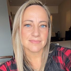 Profile Picture of Stephanie Hillman (@stepnahalf) on Pinterest
