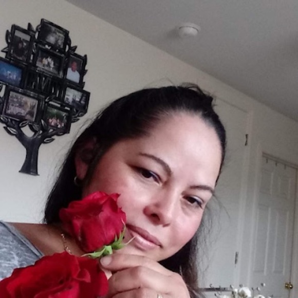 Profile Picture of Norma Serrano (@ngriselda10) on Poshmark