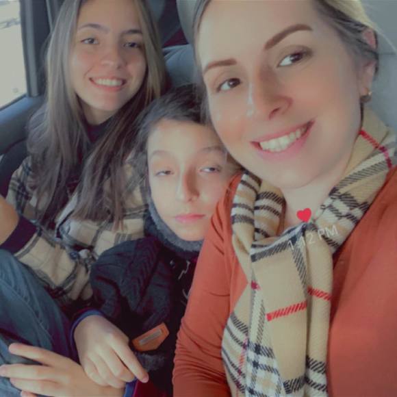 Profile Picture of Yary Ortiz (@yary001) on Poshmark