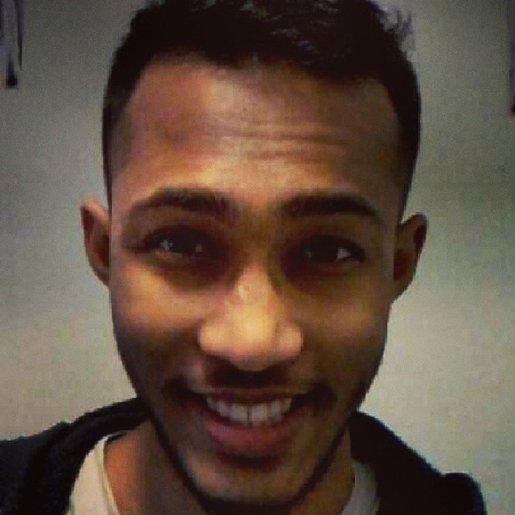 Profile Picture of Saiful Mollah (@saffy_g) on Poshmark