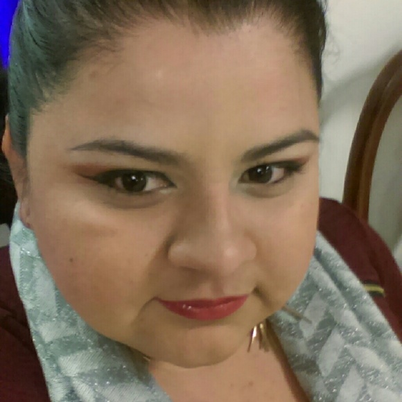 Profile Picture of Alejandra Avalos (@terra2312) on Poshmark