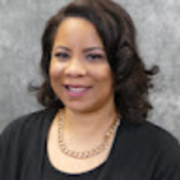 Profile Picture of Sonya Dunbar (@so7207) on Poshmark