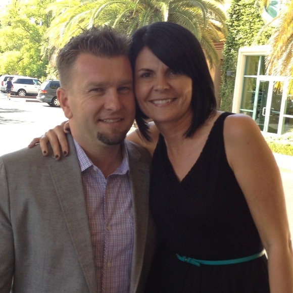 Profile Picture of Simona Gherasim (@seg3264) on Poshmark