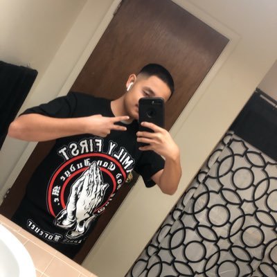 Profile Picture of Christopher Lujano (@Christo16475758) on Twitter
