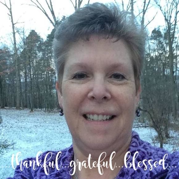 Profile Picture of Kathy Wolfe-hacker (@klwh145) on Poshmark