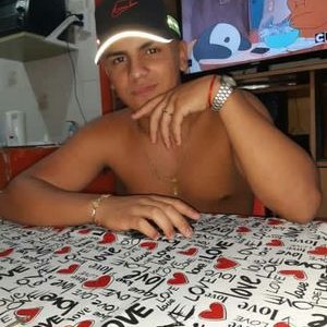 Profile Picture of S.latif.7 (@AavedraAlex) on Twitter
