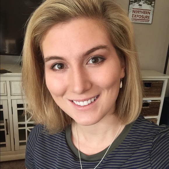 Meredith Rodick - Poshmark Profile Picture of Meredith Rodick (@phantommidnight) on Poshmark