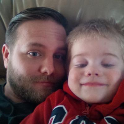 Profile Picture of Chris Bliven (@milkycereal83) on Twitter