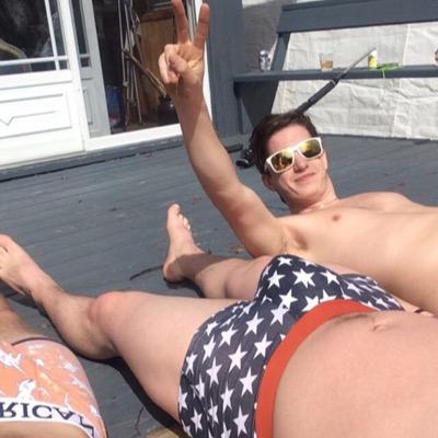 Profile Picture of Tanner Knight (@tannerknight) on Twitter