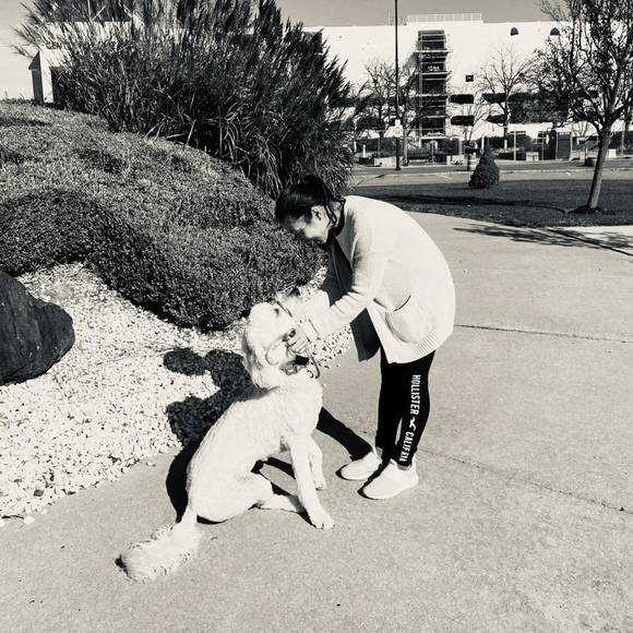 Profile Picture of Wing Chung (@bbwing22) on Poshmark