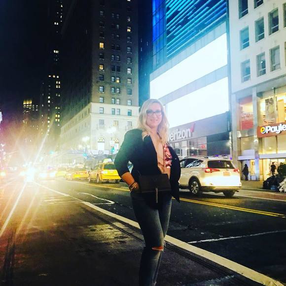 Profile Picture of Valeria Ivanova (@markelova) on Poshmark